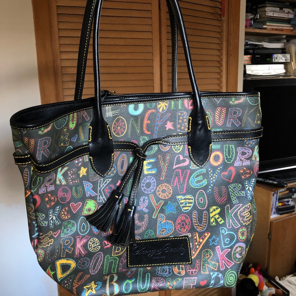 Dooney & Bourke tote bag handbag